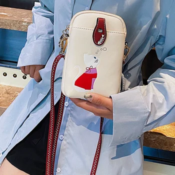 2023 Женская универсальная маленькая сумка из искусственной кожи с принтом японского кота, модный кошелек для телефона, дизайнерские однотонные Квадратные сумки-слинги